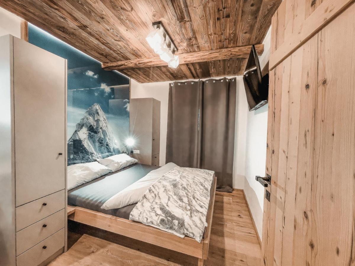 Appartement Alpenluxus Presents Oldwood - Balcony & Car Park