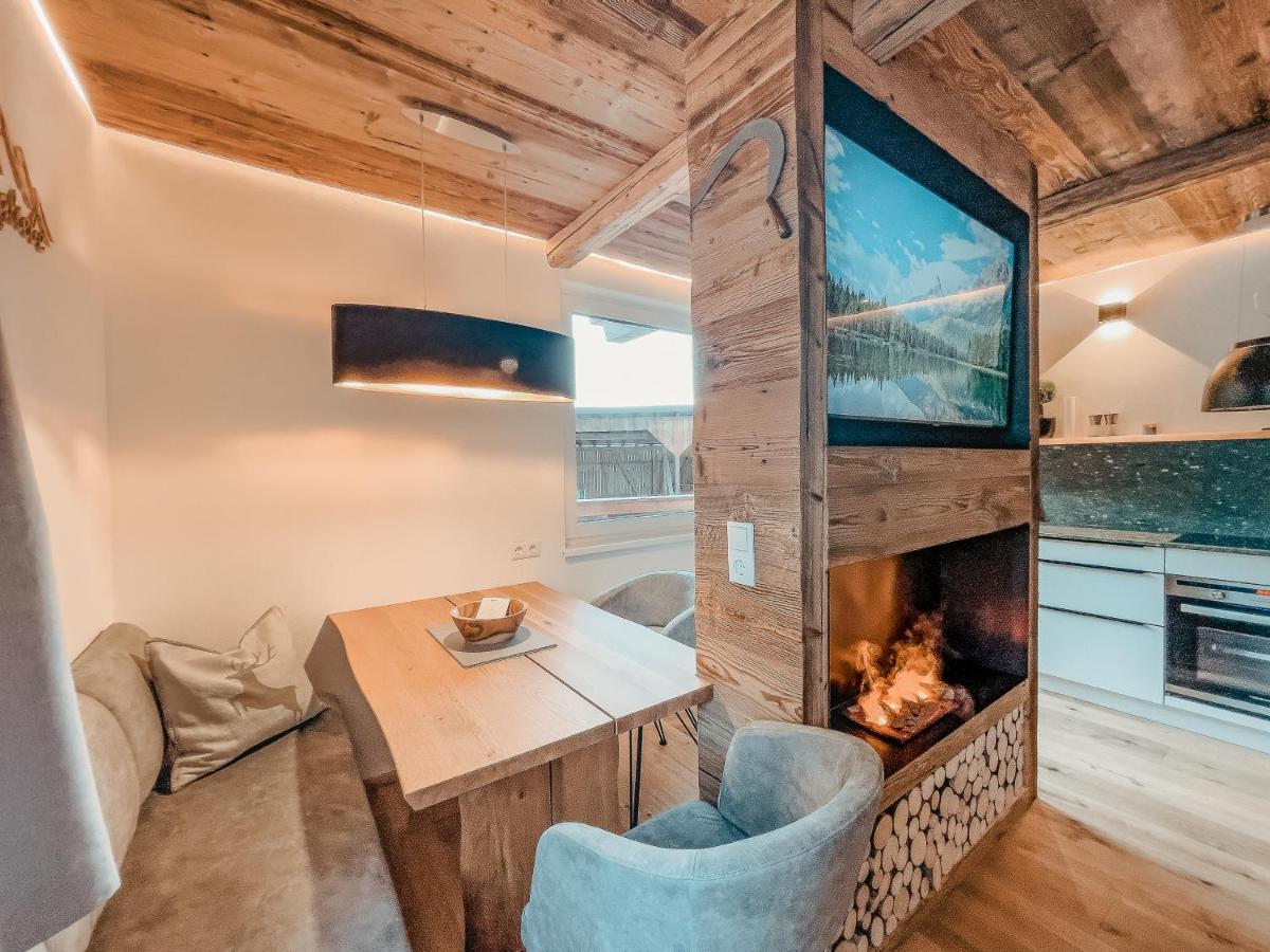 Oldwood - Balcony & Car Park By Alpenluxus Fuegen