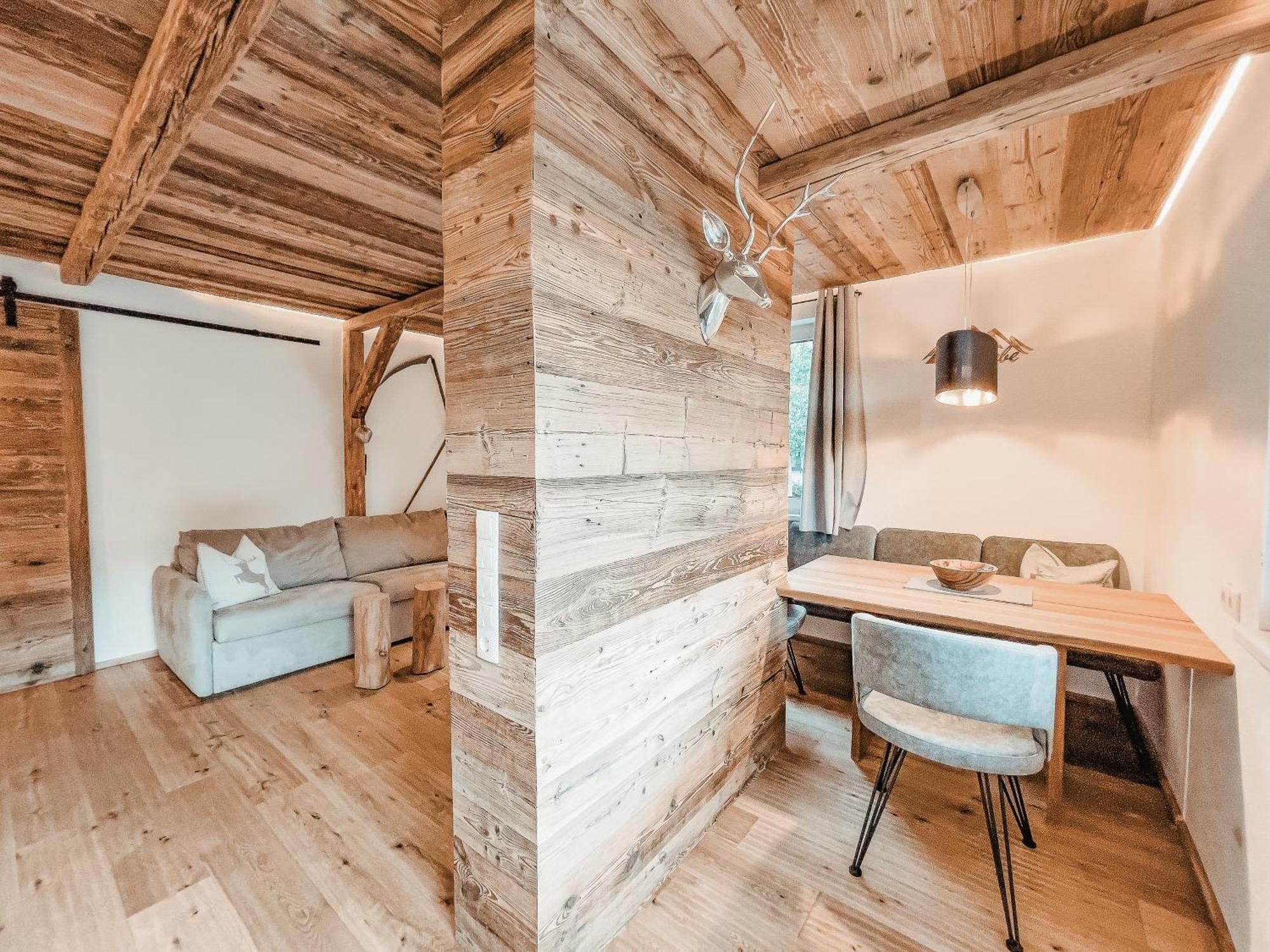Appartement Alpenluxus Presents Oldwood - Balcony & Car Park Fügen